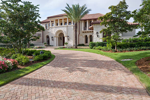 Reliable Massapequa, NY Driveway Pavers Solutions